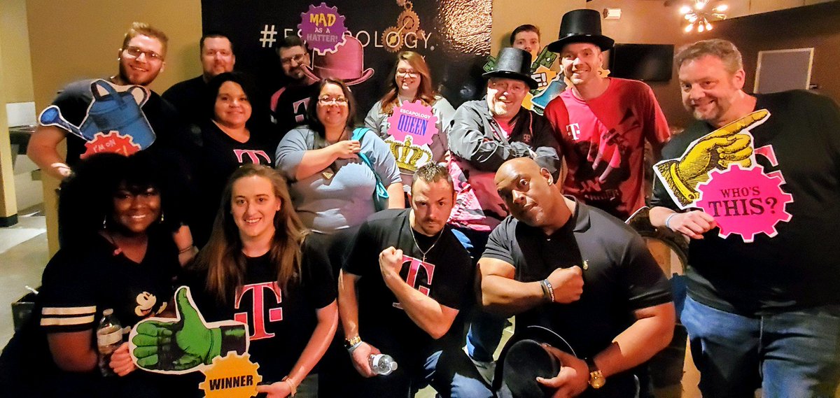 heaven_nene's tweet photo. Amazing time with my East Texas Leaders! Escape Room! @GPMobileTPR #gpgoingplaces #GPMobileTPR #GPLeaderready2019 https://t.co/XVoZTxZPWm
