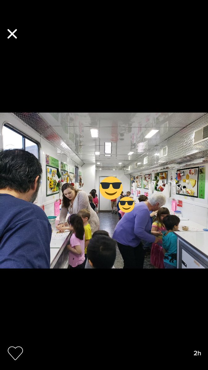 miss_drenner's tweet photo. Kindergarten students had the opportunity to take some lessons in the Ag Lab! They looked at seeds and farm animals to get a head start on upcoming units! #WCPSIDEA #fsu_19 https://t.co/6nHnmfgc6k
