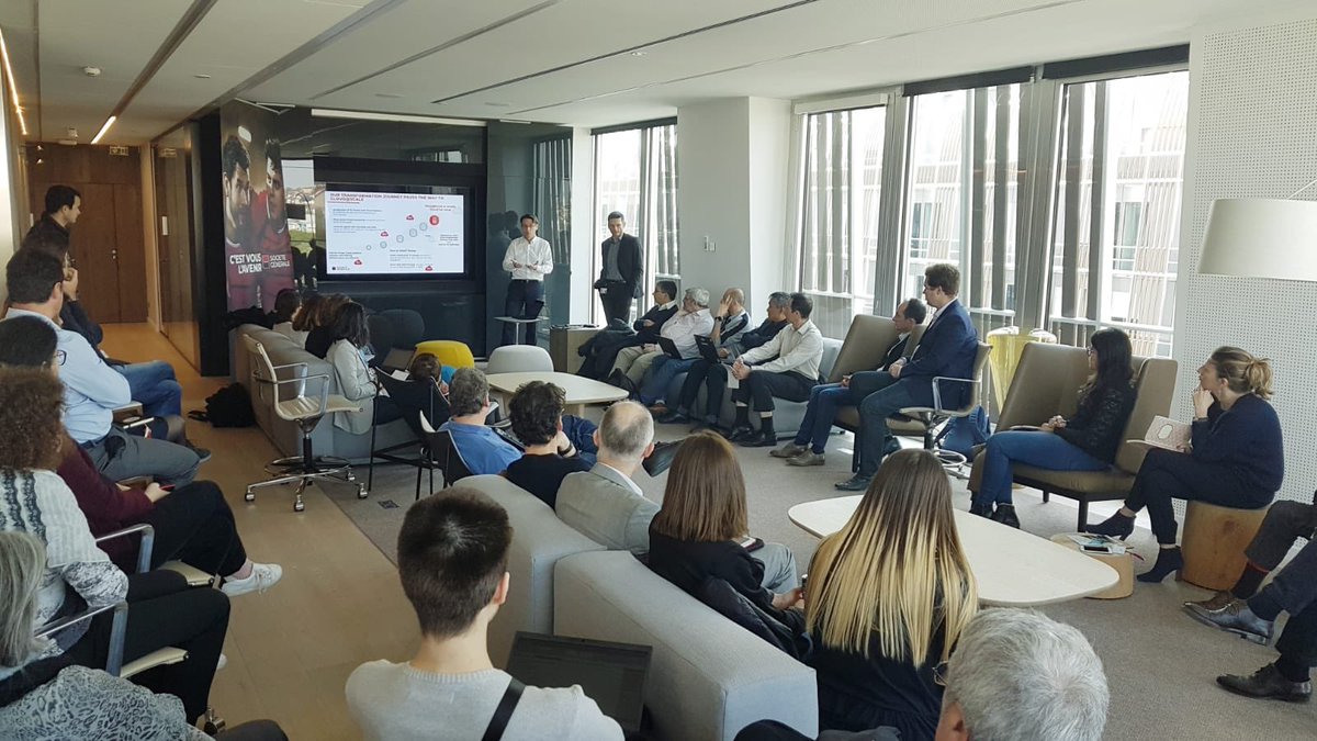 80% des #infrastructuresIT seront dans le #Cloud d’ici fin 2020 à la <a href="/SocieteGenerale/">Societe Generale Group</a> . Présentation des bénéfices, de la stratégie du groupe et des enjeux pour les #DSI par <a href="/LaurentBeaudet/">Laurent BEAUDET</a> <a href="/Pierre_Haslee/">Pierre HASLEE</a> <a href="/Carl__Goncalves/">Carlos Goncalves</a>. #GotoCloud !