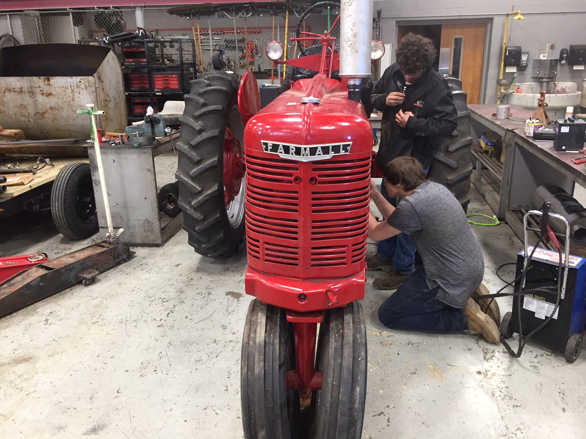 Tristarcc1's tweet photo. Proud of these @Tristarcc1 Jr. Ag Industrial Power/Mechanic students for persevering and not quitting on this Farmall tractor. Exciting to see and hear the engine roar again!! Great job to all of these students!!   #futuremechanics #AgPower #MyOhioClassroom #CareerTechOhio https://t.co/aBCtxi6I7m