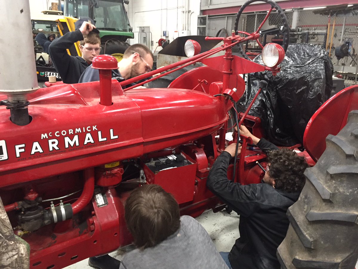 Tristarcc1's tweet photo. Proud of these @Tristarcc1 Jr. Ag Industrial Power/Mechanic students for persevering and not quitting on this Farmall tractor. Exciting to see and hear the engine roar again!! Great job to all of these students!!   #futuremechanics #AgPower #MyOhioClassroom #CareerTechOhio https://t.co/aBCtxi6I7m