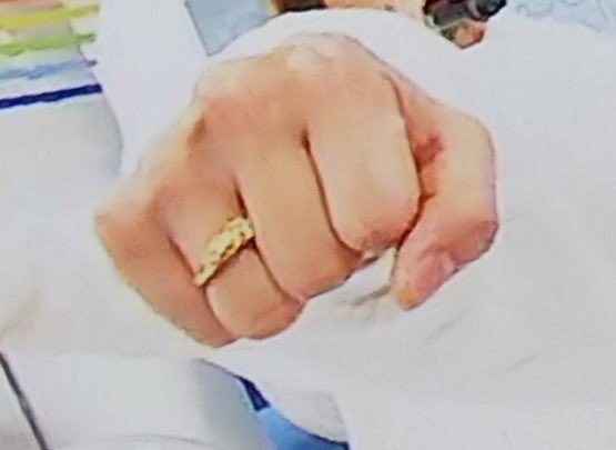 平野紫耀さんの 「指輪で騒ぎすぎな！」の💍 おそらくこちら…確定率85