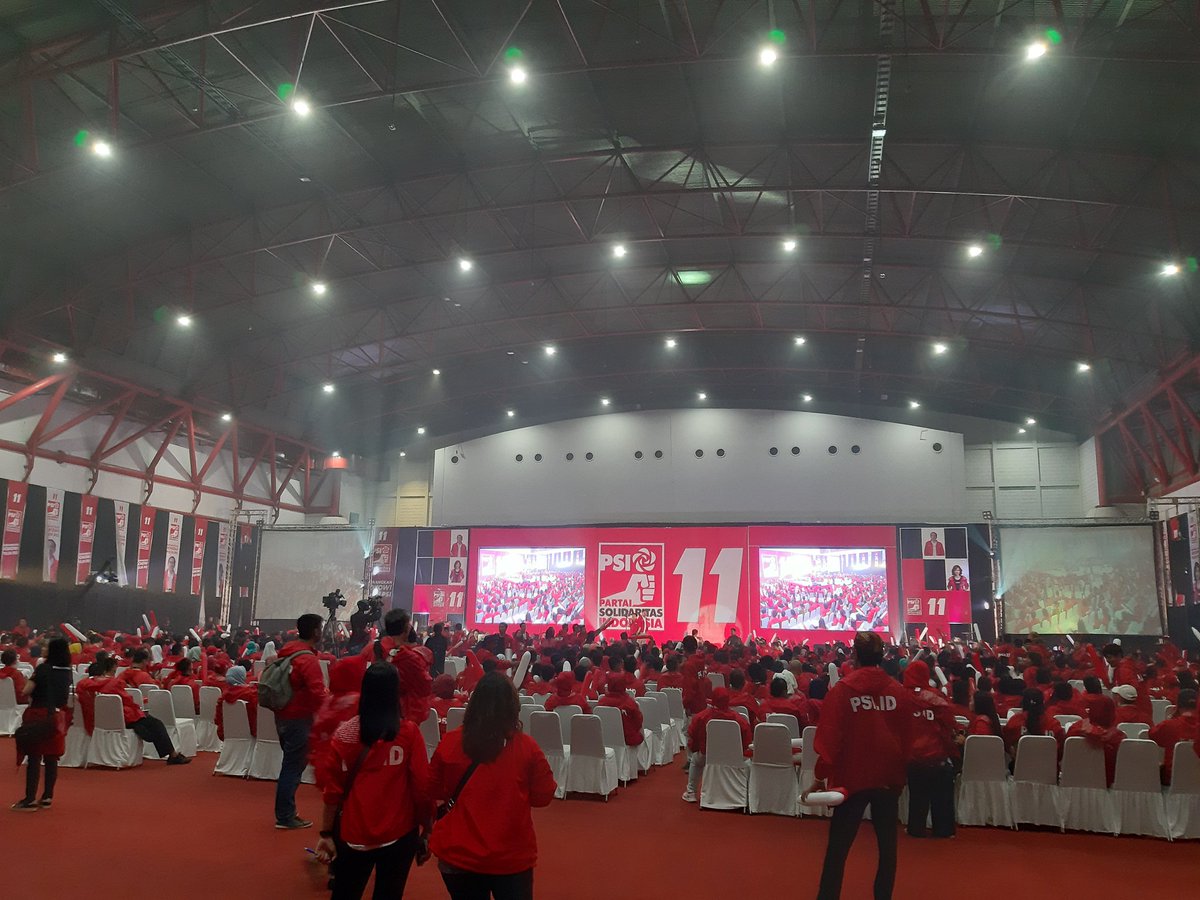 Bro <a href="/sigitwid/">Sigit Widodo - ꦱꦶꦒꦶꦠ꧀ꦮꦶꦢꦺꦴꦢꦺꦴ</a> perwakilan dari gerakan "PSI Bersih-Bersih DPR": besok kita akan datang ke KPK kita katakan pada KPK bahwa kita siap disadap. Karena memang kita tidak akan terlibat persekongkolan-persekongkolan gelap. #UdahUdahPSIaja