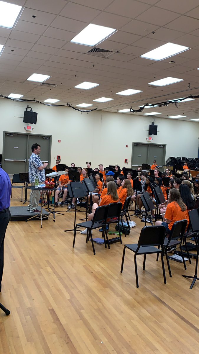 Starting our day in the “You’re Instrumental” workshop