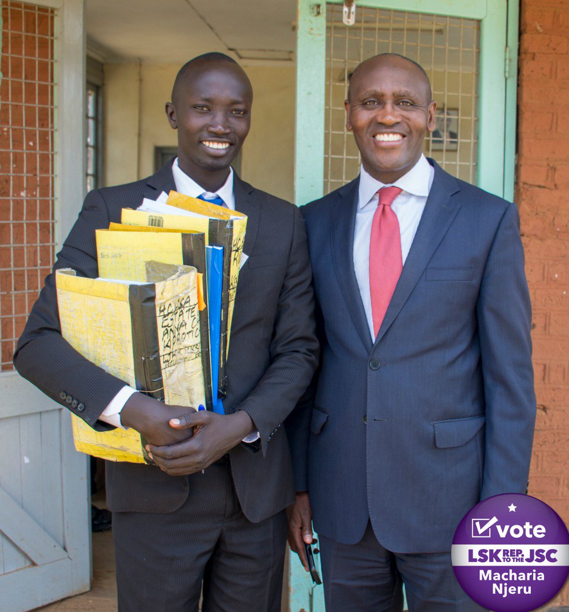 MachariaNjeru's tweet photo. Mine is a commitment that will ensure all advocates across the country enjoy the fruits of their labour by being represented by a voice that will ensure all their woes are addressed. I will be that voice.
Kongoi Eldoret.
#VoteMachariaForJSC #iCommitTo #MachariaForJSC https://t.co/C36PJ3ua5b