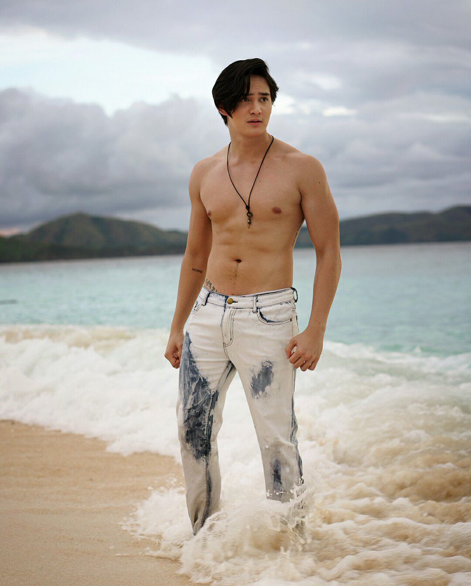 Watch out for this very handsome man 😘 Kapuso Actor <a href="/Rurumadrid8/">Ruru Madrid</a> in <a href="/GMA_PA/">GMA Public Affairs</a> special serye 'TODA One I Love' after 'Sahaya'. #TODAProtesta