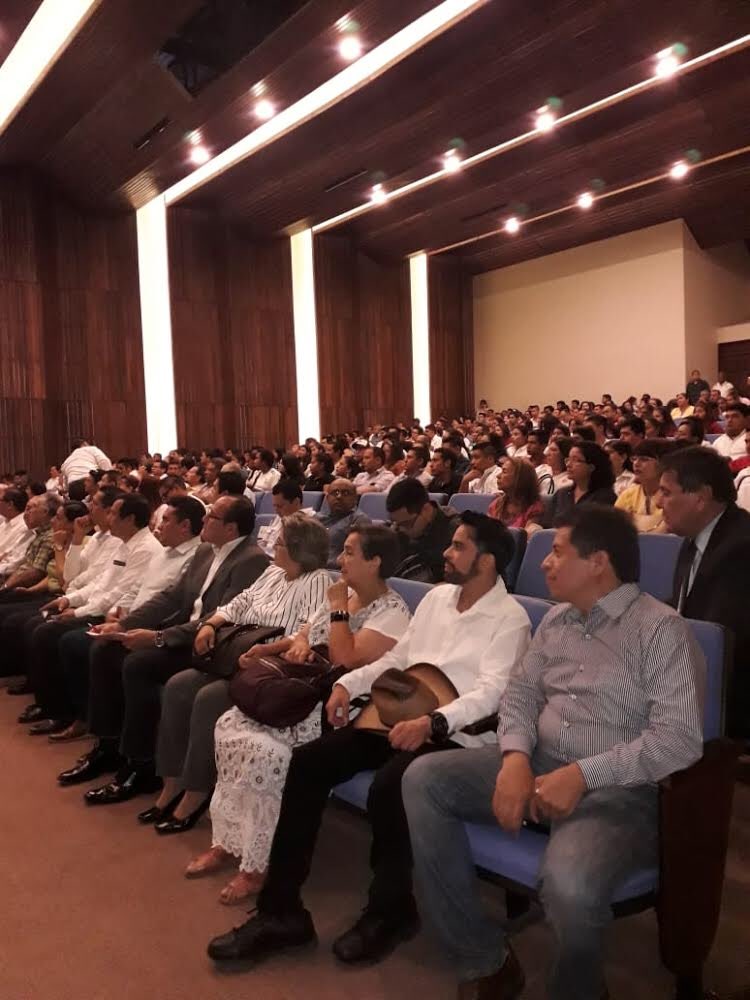 On April 8, #POP was invited by Dr. Enrique Rios Roijas, Director of #CECATI112 in Chiapas as guest of honor to its award ceremony. The CECATI competed with 400 global projects to win the Global Quality Award, 2019 for it's work to support #sustainabledevelopment in the #Chiapas