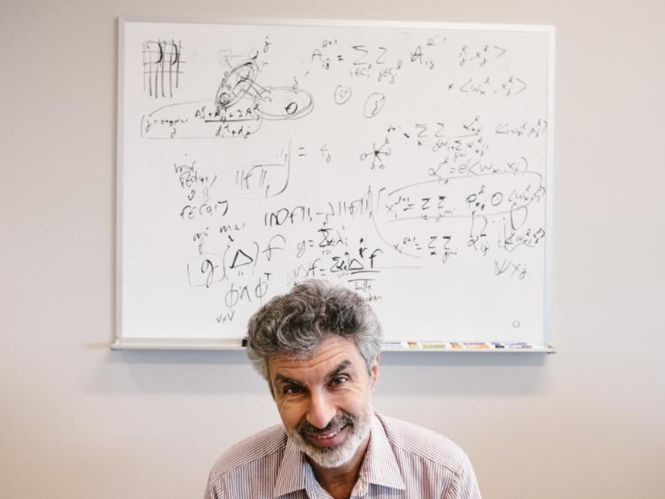 He helped create AI. Now, he fears “killer robots”. Canadian computer scientist Yoshua Bengio, a recipient of the AM Turing Award, prefers to see the world though the idealism of Star Trek rather than the apocalyptic vision of The Terminator bit.ly/2UgdY12
#technology