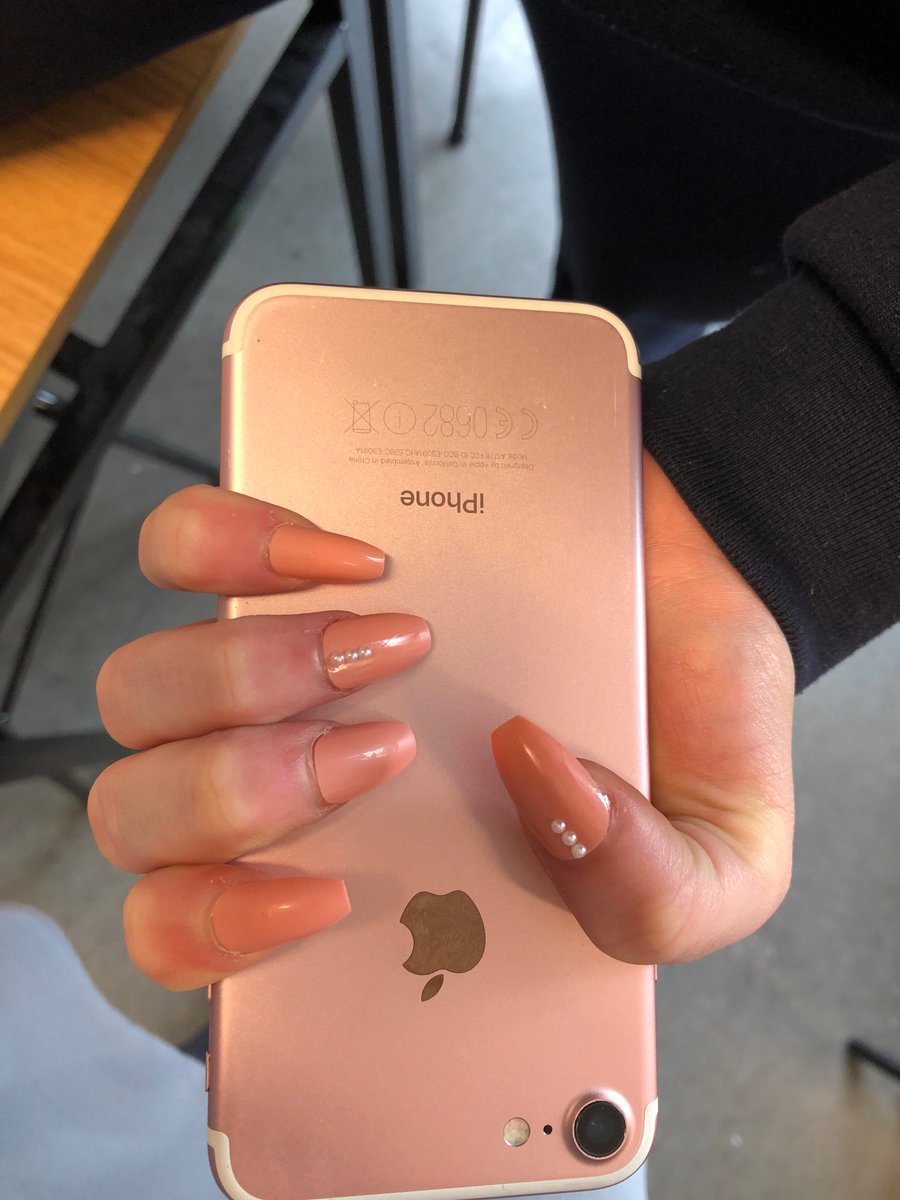 emaherart's tweet photo. Some inspiring nail art from LCA2 just in time for the weekend 💅💕
@Colaistebride @LcaCb #nailart https://t.co/ZItV51FH61
