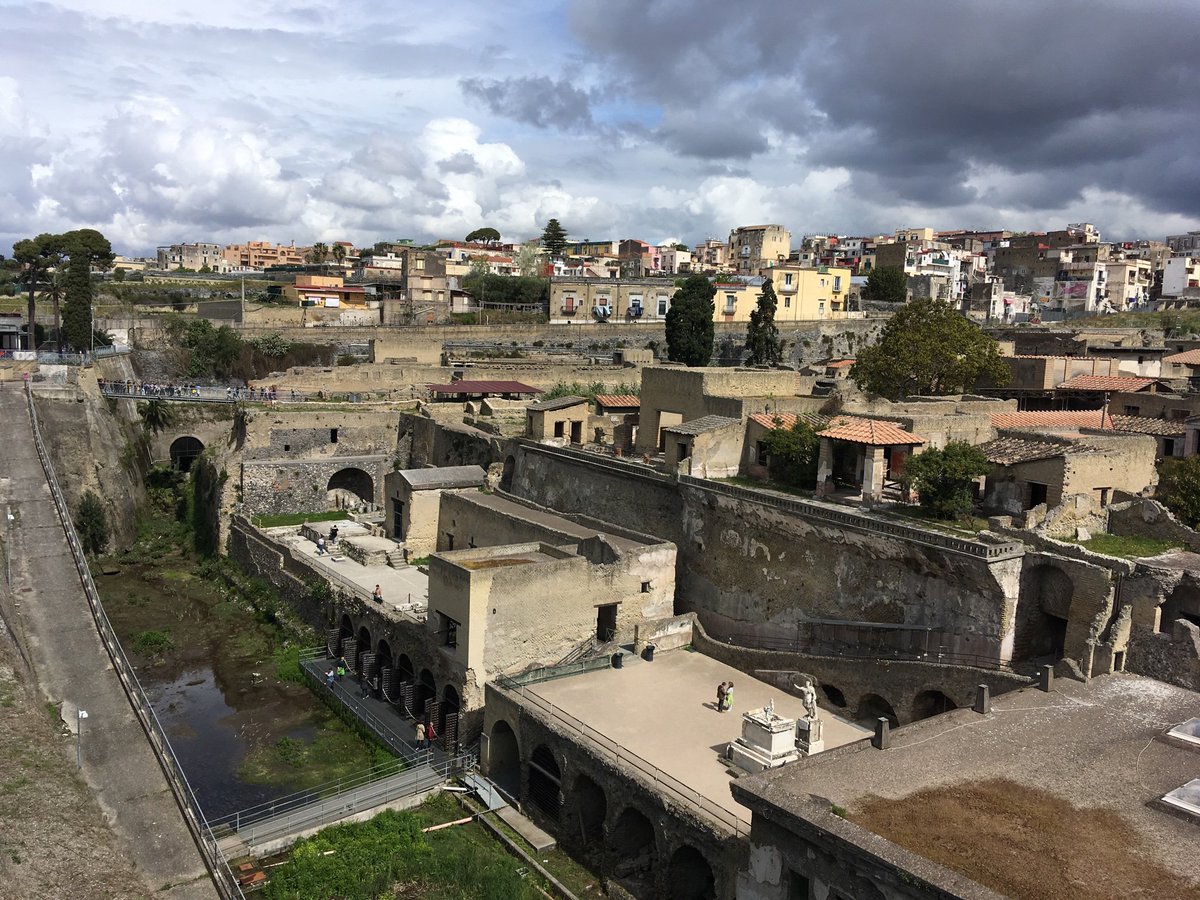 Rovingrhiannon's tweet photo. Herculaneum- a morning of physical and historical geography! https://t.co/zvarwyV7JL