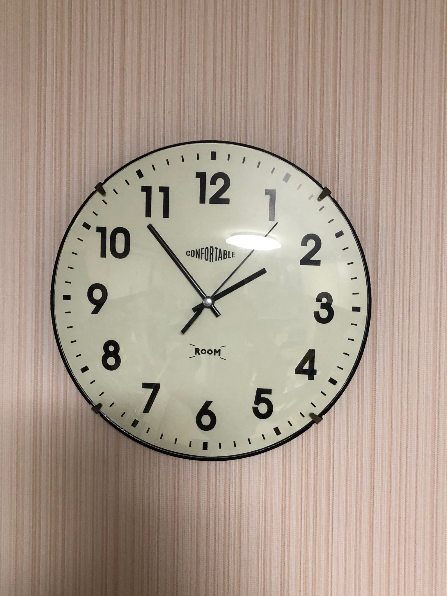 秋葉山 大宝院 昨日買い換えた時計とは別の時計が狂った 昨日電池も替えて時刻も合わせたのに 慣れたけど不便だな T Co Caieozuupv Twitter