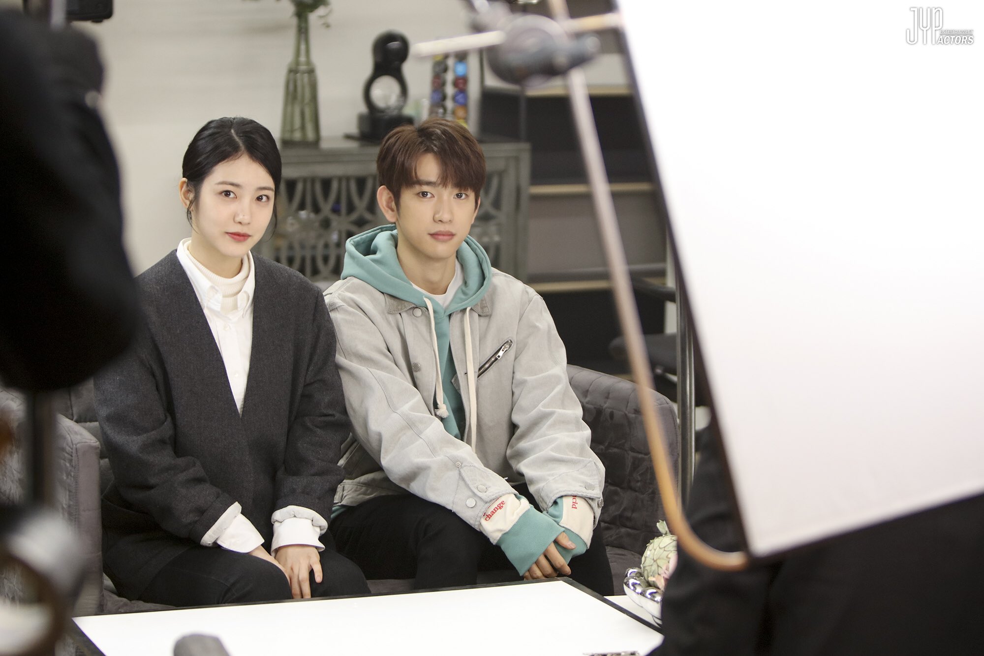 D33xhlVUIAAX59E.jpg:orig