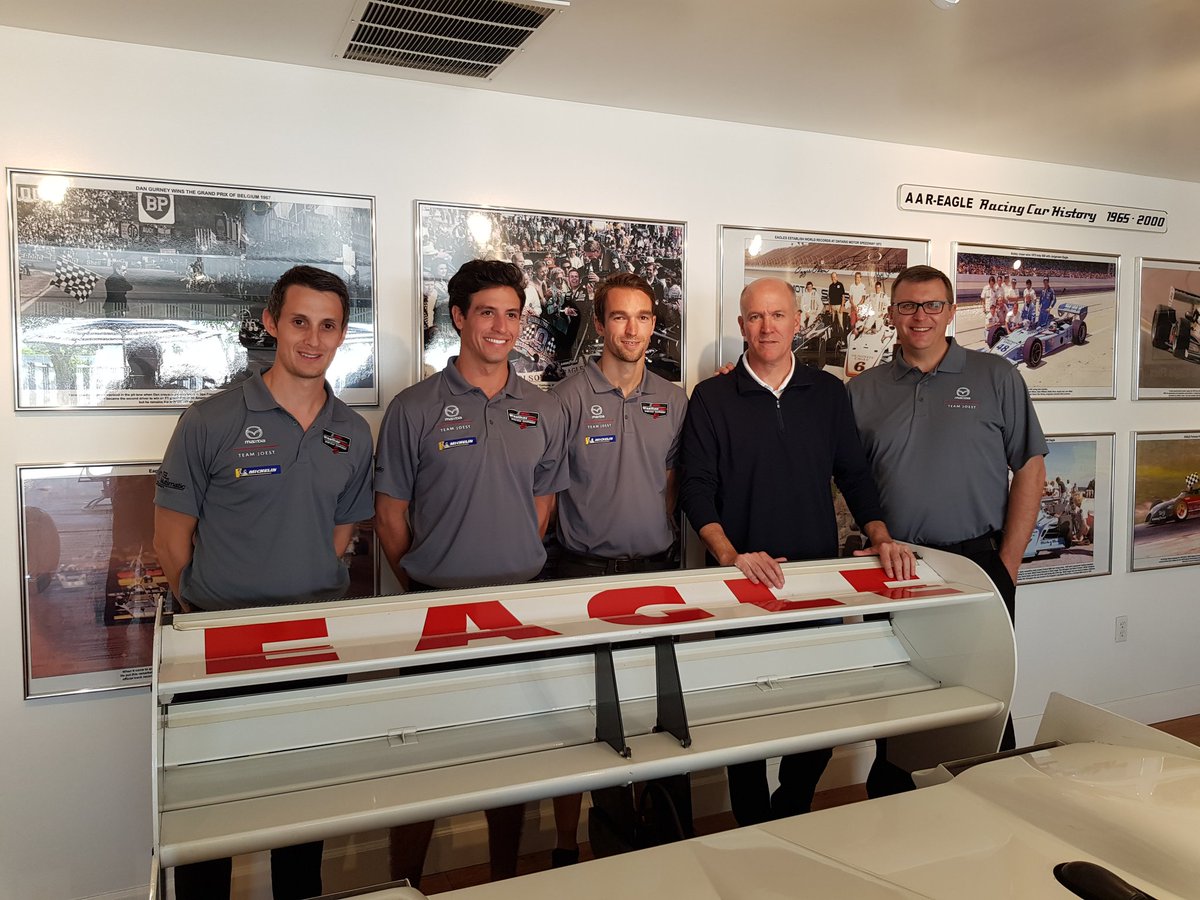 Yesterday I had the honour to meet Evi & Justin Gurney, where we presented them with a painting to show our respect for that incredible lap record that stood for 26yrs. It was incredible to be able to sit in the original car that P.J Jones set that record in #Respect #AAR