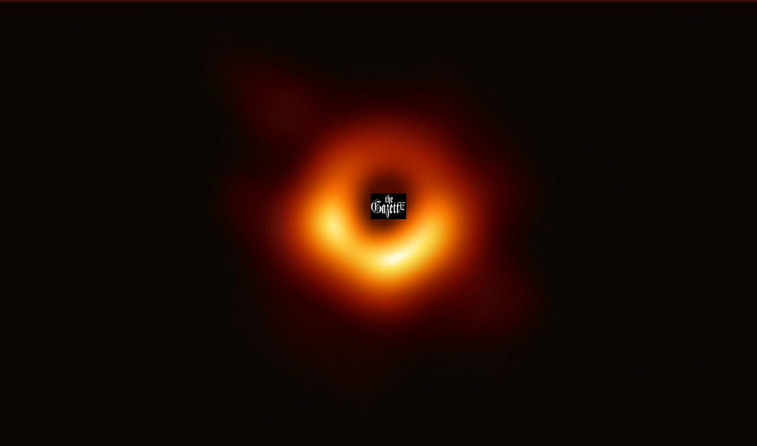 _emmamame's tweet photo. So, they've photographed a black hole.
I've always wondered why ALL my time and money goes... #theGazettE #6guns https://t.co/8yHD9mKR2P
