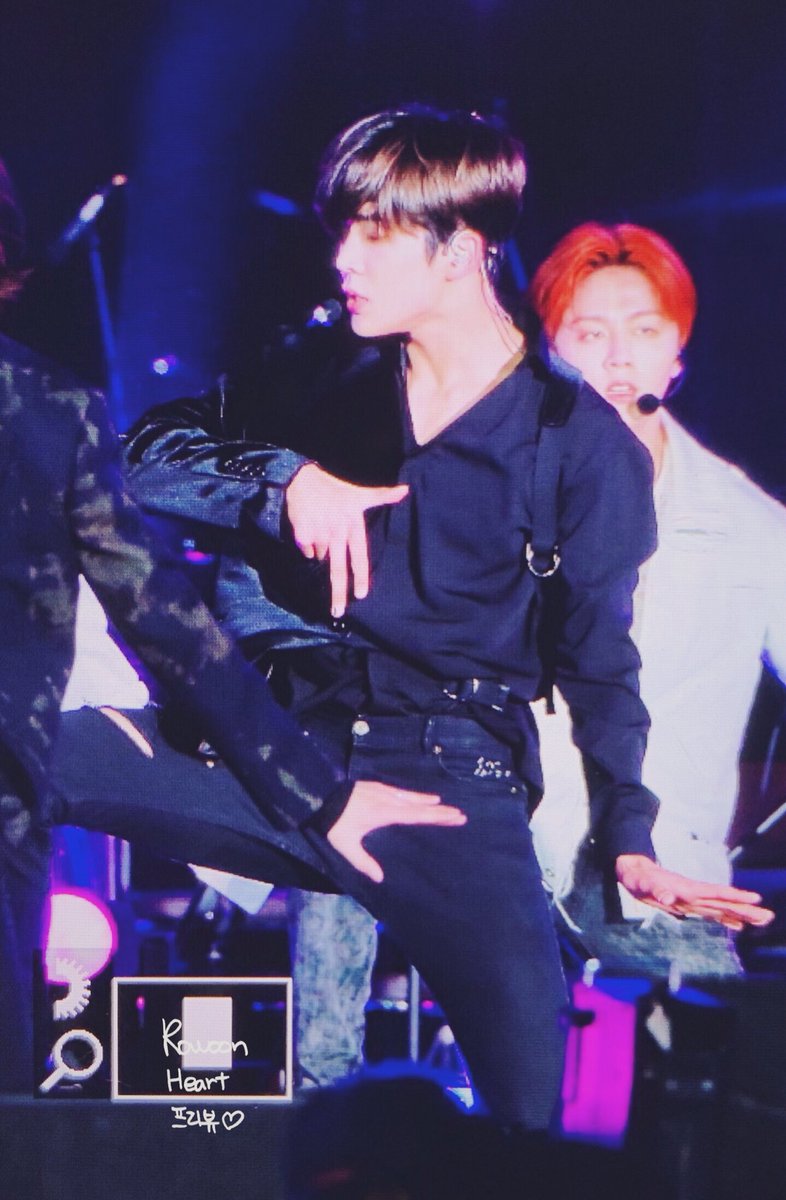 RowoonHeart's tweet image. 190411 호국음악회 프리뷰
#SF9 #에스에프나인 #로운 #ROWOON #김석우 #ロウン @SF9official