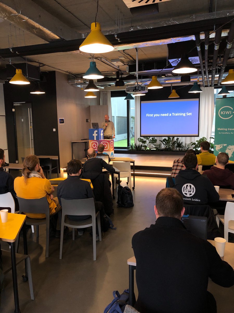 codekiwicom's tweet image. The #Golang workshop in #Prague has started with @mraaroncruz giving an intro to recurrent neural networks in the talk called &quot;Steal This Talk&quot;. #TechWeekCE