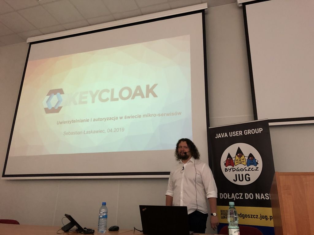 BydgoszczJUG's tweet photo. Prezentacja o #keycloack i @slaskawi na @BydgoszczJug 27 https://t.co/fBBgra52v7
