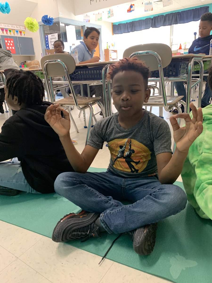mrsfoleysclass's tweet photo. A little mindfulness before our benchmark! #weareDPS https://t.co/kN27cA5Xom
