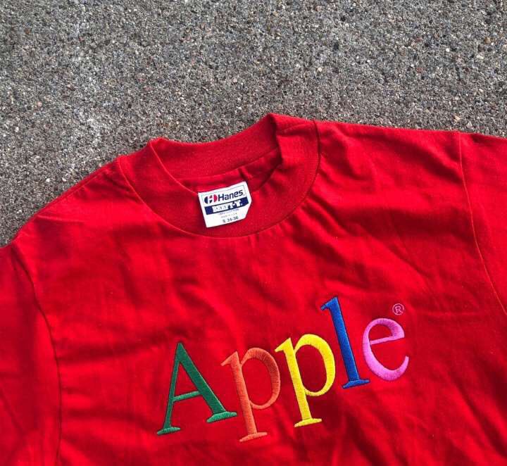TruthVintageCo's tweet photo. Doubled up on the Apple 🍎 Check it out 50% off🔥🤤https://t.co/EopN4yXTor https://t.co/3oyL2Afnf2