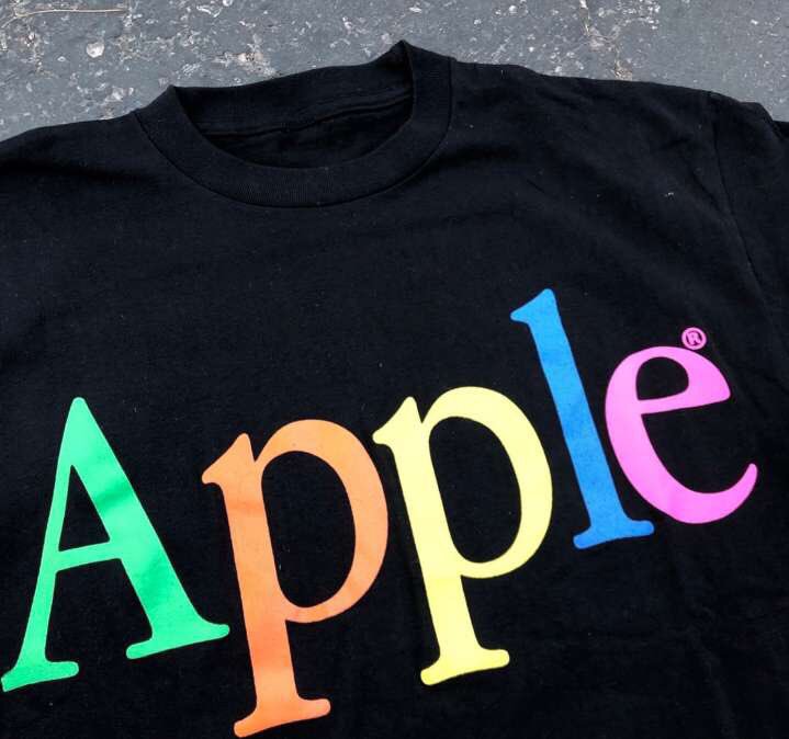 TruthVintageCo's tweet photo. Doubled up on the Apple 🍎 Check it out 50% off🔥🤤https://t.co/EopN4yXTor https://t.co/3oyL2Afnf2