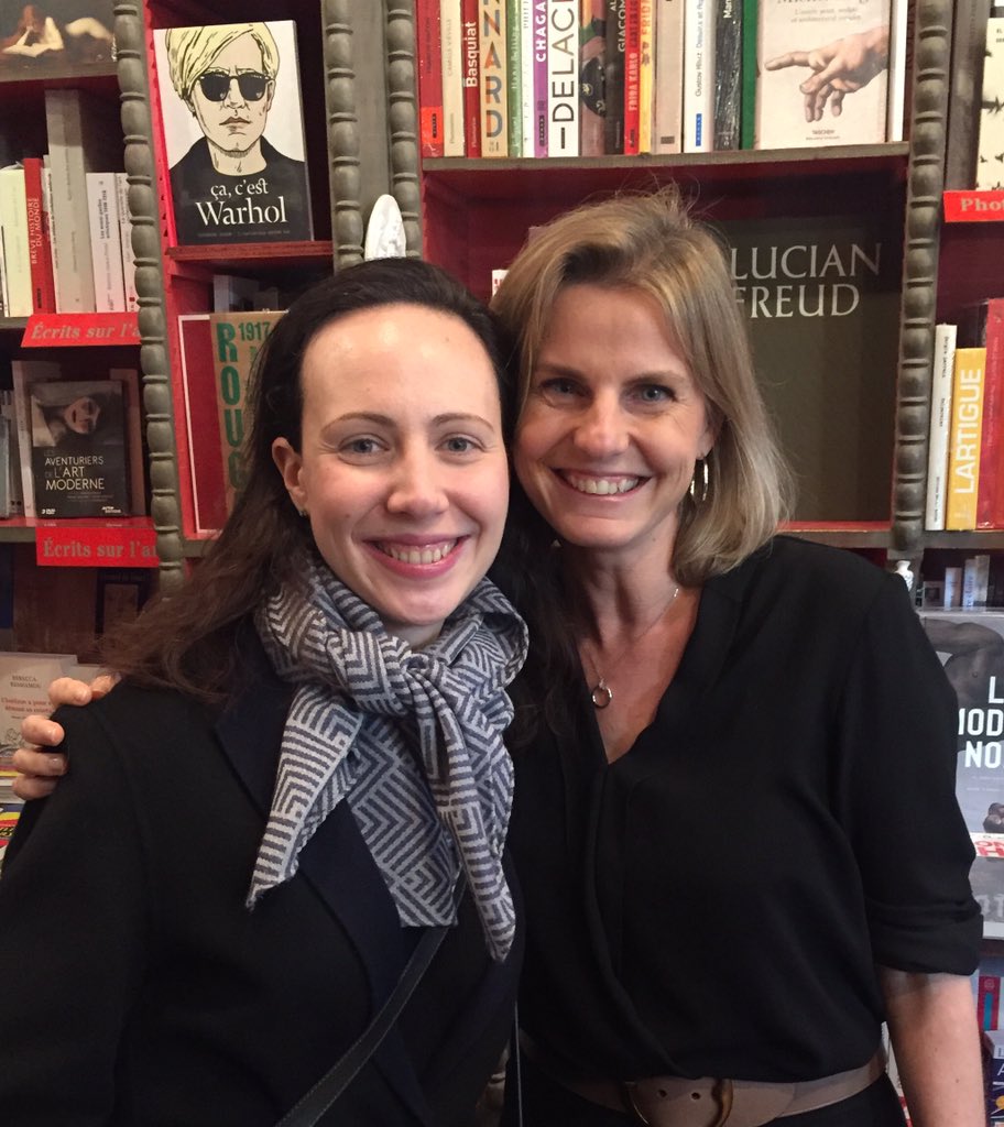 DeborahLBerger's tweet photo. Bravo a Marguerite Berard pour ce roman que j’ai hate de devorer! #sorority #greatnovel https://t.co/jEYRs0Bsky