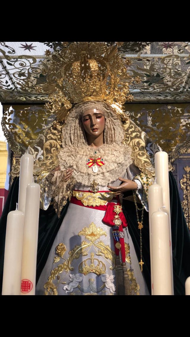 NtroJesus's tweet photo. 📸 Os mostramos algunas imágenes de nuestra amantísima titular María Santísima de la Esperanza ataviada para su Exaltación. 

Desde aquí queremos agradecer a su vestidor D. Manuel López por su siempre esmerado y acertado trabajo. https://t.co/n6pc3qpEHq