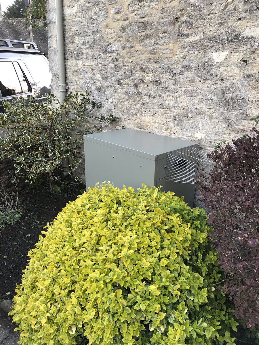 HeatingOliver's tweet photo. New Grant Vortex Fitted in Coln St Aldwyns #grantuk #oil #oliverph https://t.co/BA3HWkDSMP