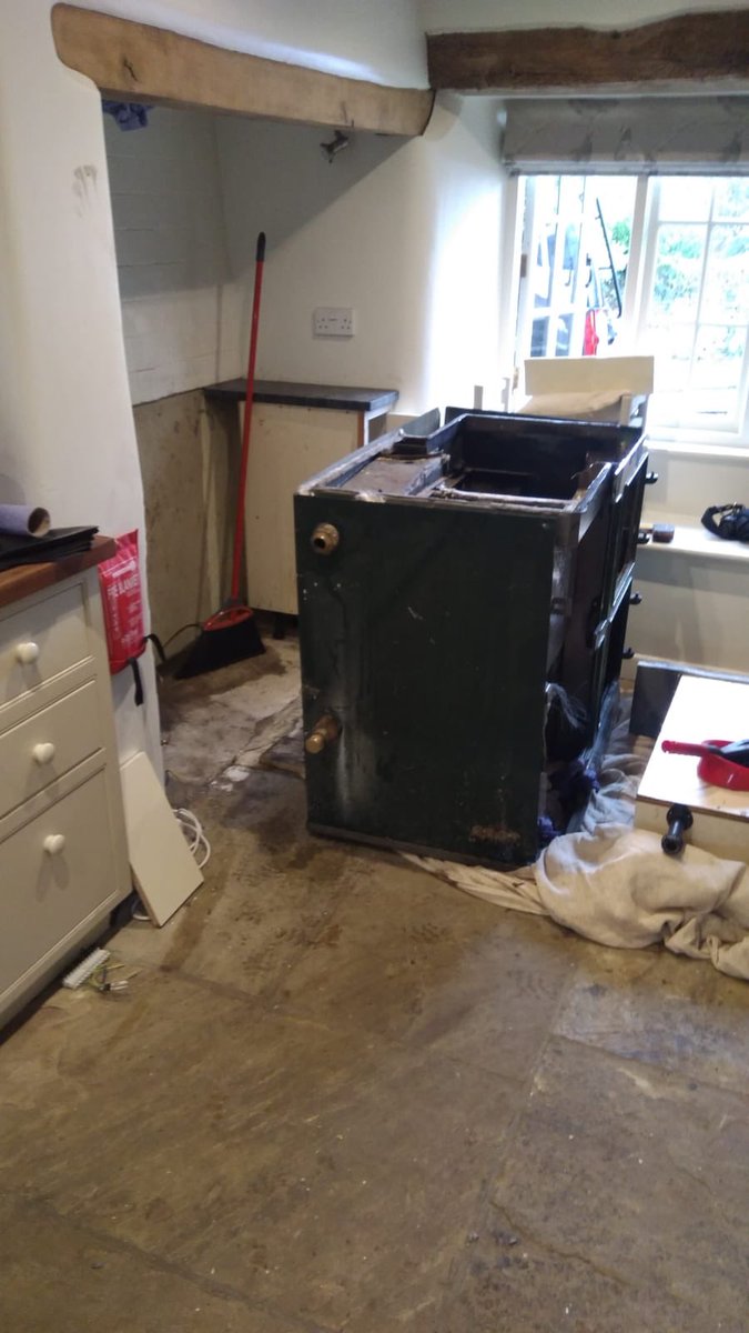 HeatingOliver's tweet photo. New Grant Vortex Fitted in Coln St Aldwyns #grantuk #oil #oliverph https://t.co/BA3HWkDSMP