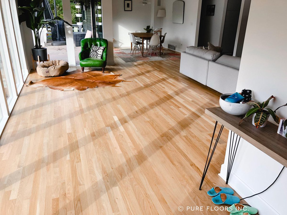Balyhoos's tweet photo. We are here to help you with the planning and decision making process for your #hardwood floors &amp; installation.

https://t.co/hWKtvxWYv7 https://t.co/y3uvP4qyym
