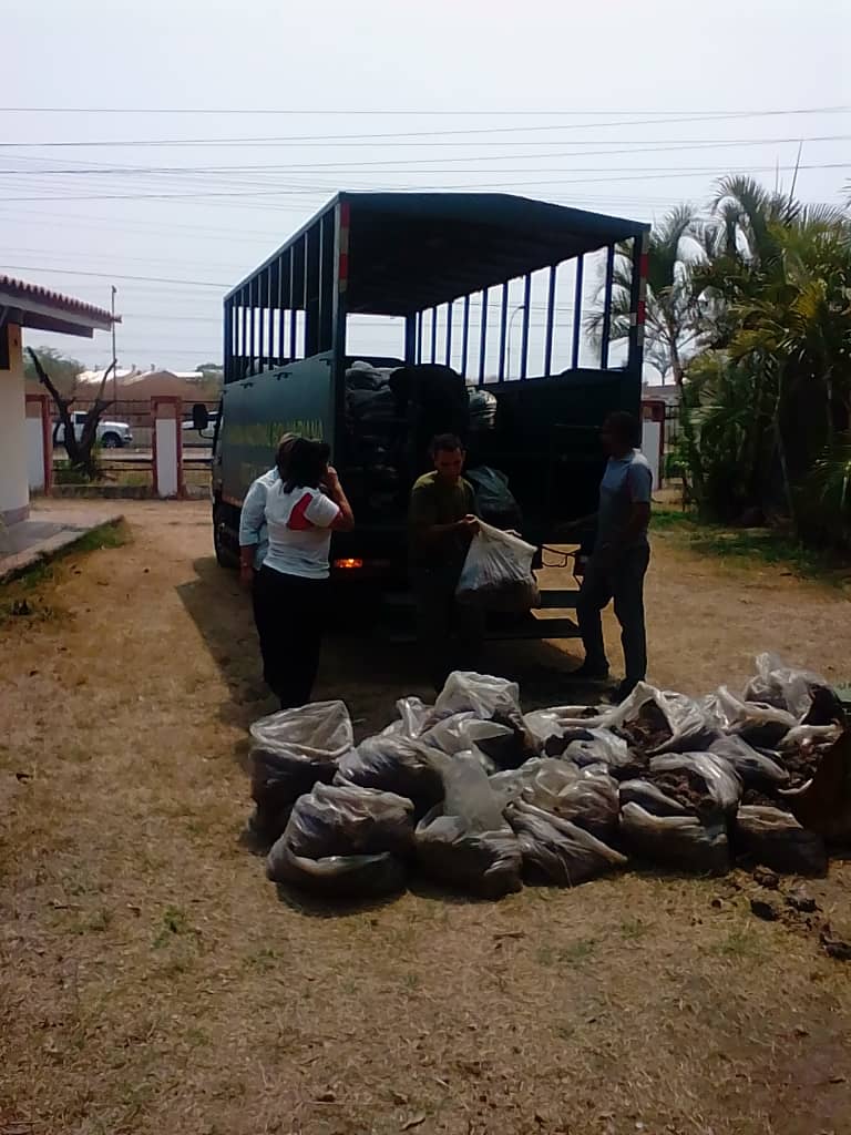 PRurdaneta's tweet photo. @PTMSNACIONAL @PtmsCarabobo @RepaezVencerem1 #Abono CEI Niño Simon zona41 GNB . https://t.co/SN03UqGdnO