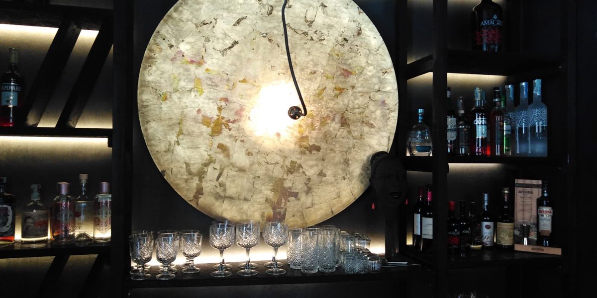 capizzi_miriam's tweet photo. Nuova attività. Ci vuole tanta determinazione per arrivare dove si vuole. 
Sicilytude let’s start! #vineria #prodottitipici #sicily https://t.co/eGXMn4WecL