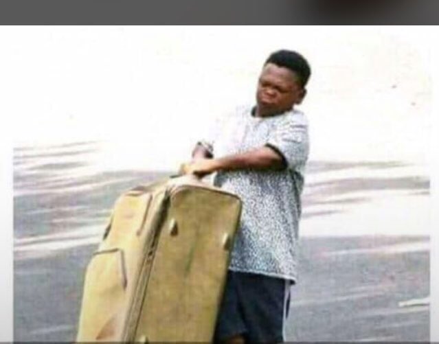 Tebogo94836282's tweet photo. @nonihlangu @zeema_k Me right there https://t.co/wtWskv2YcM