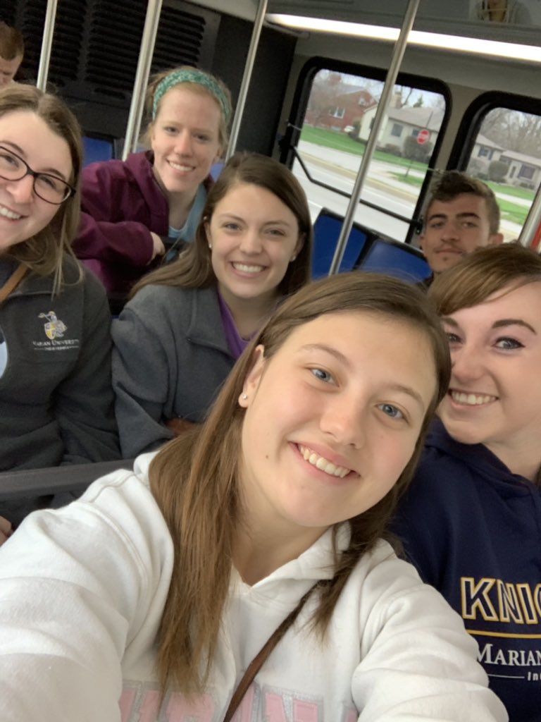 court00300's tweet photo. In transit to downtown @LyndsayH1 #proflc https://t.co/K1dvGj435V