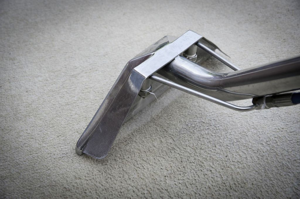 A short blog about choosing the best cleaner for your wool carpet or uphosltery. #WoolSafe #carpetcleaning  allsquarecleaning.co.uk/2019/04/11/woo…
