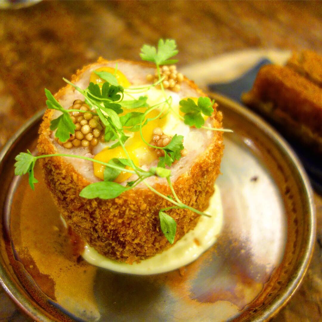After treating myself to a Black Friday voucher, I had been looking forward to visiting the <a href="/Moultopackhorse/">The Packhorse Inn</a> for sometime. A foodie hotspot for many in this area, the Chefs produced some beautiful dishes, none more so than their scotch egg with runny centre and dipping soldiers.