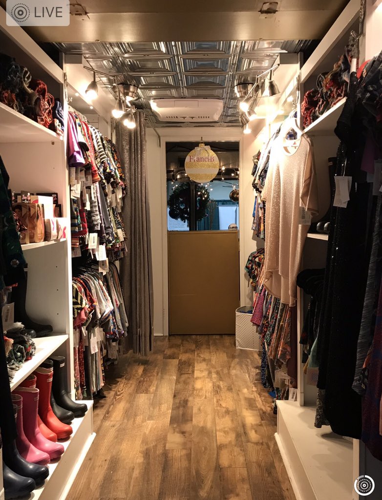 AmericanMRA's tweet photo. FOR #SALE! $38k! 1989 #Chevy #GrummanOlsen #fashiontruck in #Gastonia #NC w/ 20k miles on newly built engine. French doors, hardwood floors, custom cabinets, shelves, racks, dressing room, cash wrap, and new AC unit. Full details in the #Classifieds page https://t.co/JPCc8cRaXv. https://t.co/SP4HI2xc3w