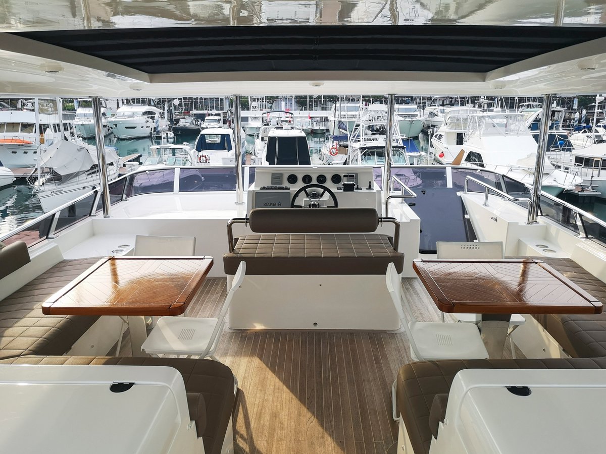 gulfcraft's tweet photo. Day 1 of Singapore Yacht Show !!
Gulf Craft with @PromarineYachts Yacht Sales

More: https://t.co/01V7G2nLYk
https://t.co/3oHzo1Zone

#GulfCraft #SingaporeYachtShow #singaporeYachtShow2019 #SYS2019
#yachts #superyachts #boat #Singapore #asia https://t.co/r0uUtc9vWI