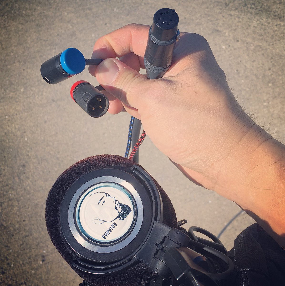 watsonwu's tweet photo. Using my new custom Y-Cable from @audioconnectfl Itβs a 5pin stereo to dual 3pin right angle XLRs for MS Stereo, XY Stereo & ORTF. ππππ» #audioconnectfl #fieldrecording #sounddesign #soundeffects #gameaudio #audioforgames #filmsound #audiopost #cabletechniques @SanDisk https://t.co/VKVMwGgwn8