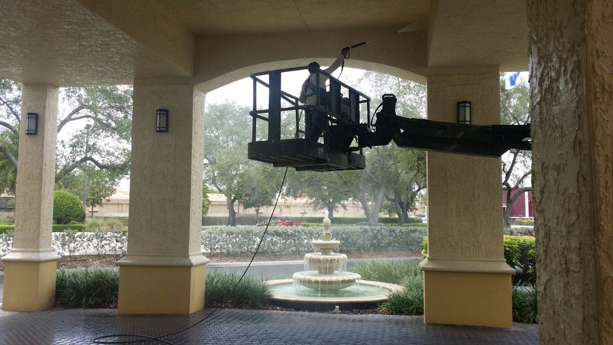 avrpaint's tweet image. 10% off all our pressure cleaning services. call to schedule a free quote (305)910-5736 #MiamiBeach #WestKendall #Pinecrest #Doral #AventuraFl #Fountainbleaufl #SouthMiami #Brickell #SouthFlorida #MiamiDadeCounty #NorthMiami #MedleyFl #MiamiSpringsFl #CoconutGroveFl #CoralGables