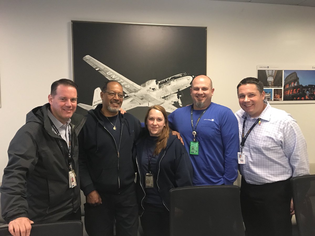 Late night dinner celebration for 3 of our  20 Year Milestones!  Thanks for all you do to keep us safe at night. <a href="/dtpilot19/">David Terry</a> @jacquikey <a href="/weareunited/">We Are United</a>