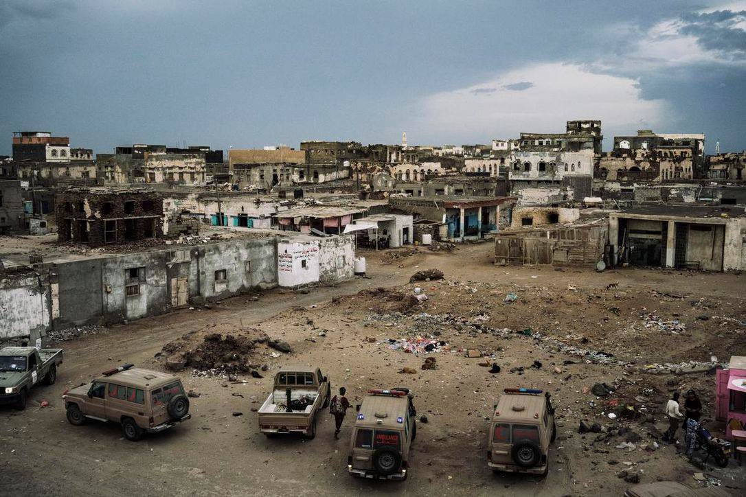 Enkster_'s tweet photo. #LorenzoTugnoli: uno dei tre italiani in lizza per il Premio @WorldPressPhoto con #Yemen

Da Sant’Agata a #Kabul senza ritorno: si può definire così la sua storia, impegnato da anni in aree a rischio, non sempre in prima linea, ma comunque in zone in difficoltà.

#enkster #blog https://t.co/5cLqqCljMq