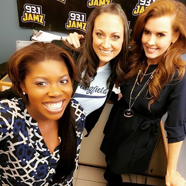 931Jamz's tweet image. We want to give a very special thanks to our girl @ngwarren86 for joining us in the studio for #RealityCheck this morning! Talking all things housewives!! There is always so much to talk about. We could have talked ALL morning! Love ya girl! #realitychec… bit.ly/2WWoCvw