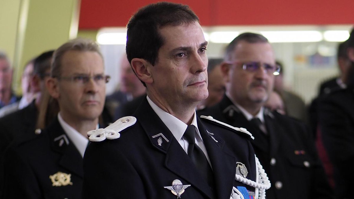 VdnCambrai's tweet photo. Bientôt un nouveau commandant à la tête de la compagnie de gendarmerie #Cambrai https://t.co/tOXKI1W6sY https://t.co/94p2TinDaP