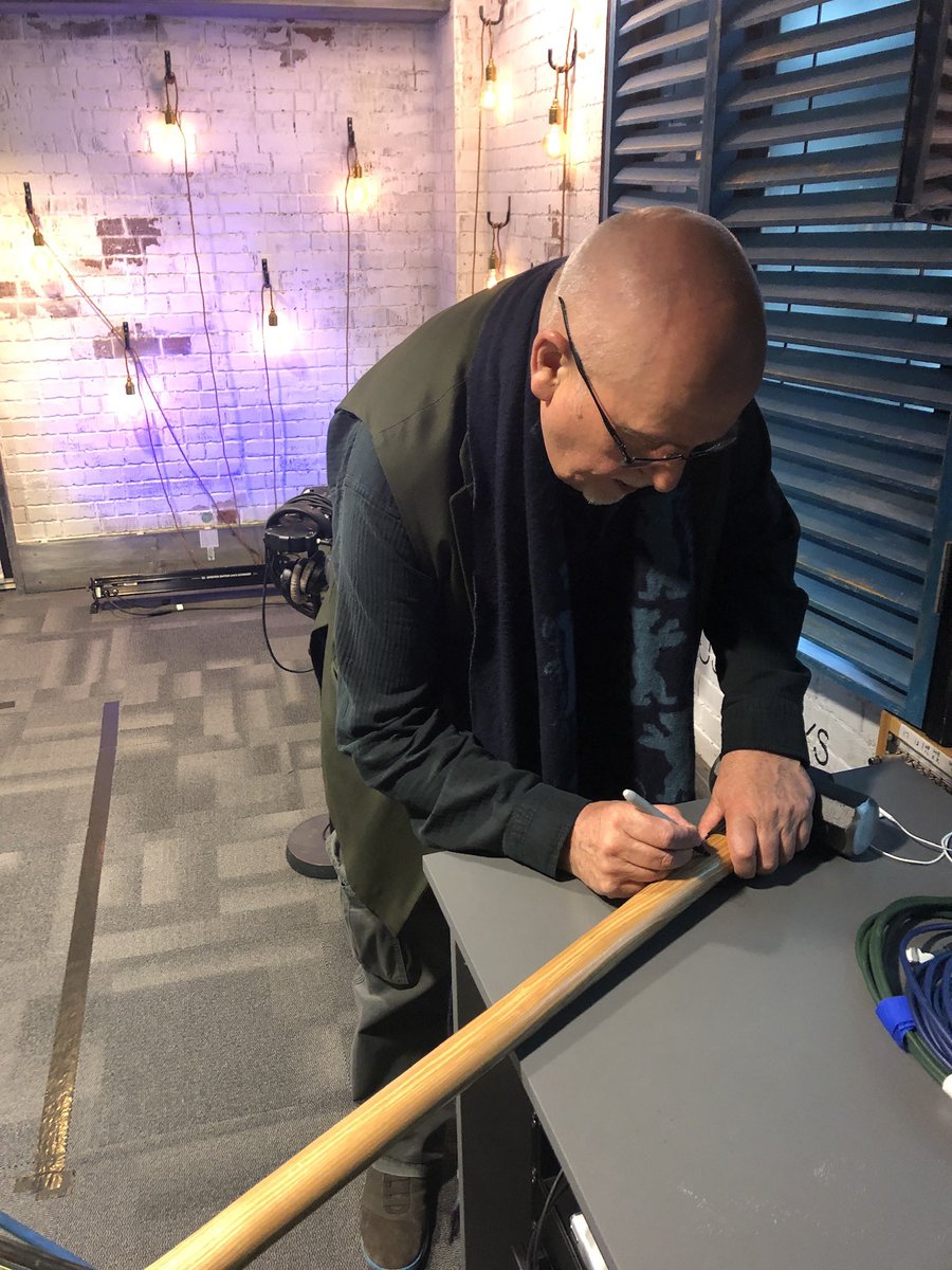 matteveritt's tweet photo. Yes, we had @itspetergabriel on @BBC6Music. Amazing interview, great chap... and yes, me and @shaunwkeaveny got him to sign a sledgehammer. He is a patient man. We are idiots. https://t.co/pzzWyOH126