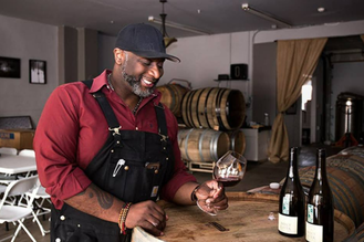 SoulofSonoma's tweet photo. We're shining a spotlight on Abbey Creek Winery. Their motto: We plant, tend, harvest, crush, ferment, bottle and share describes how deeply involved winemaker, Bertony Faustin is in the entire winemaking process from soil to glass #SoSMV https://t.co/PH2dE4kvYB