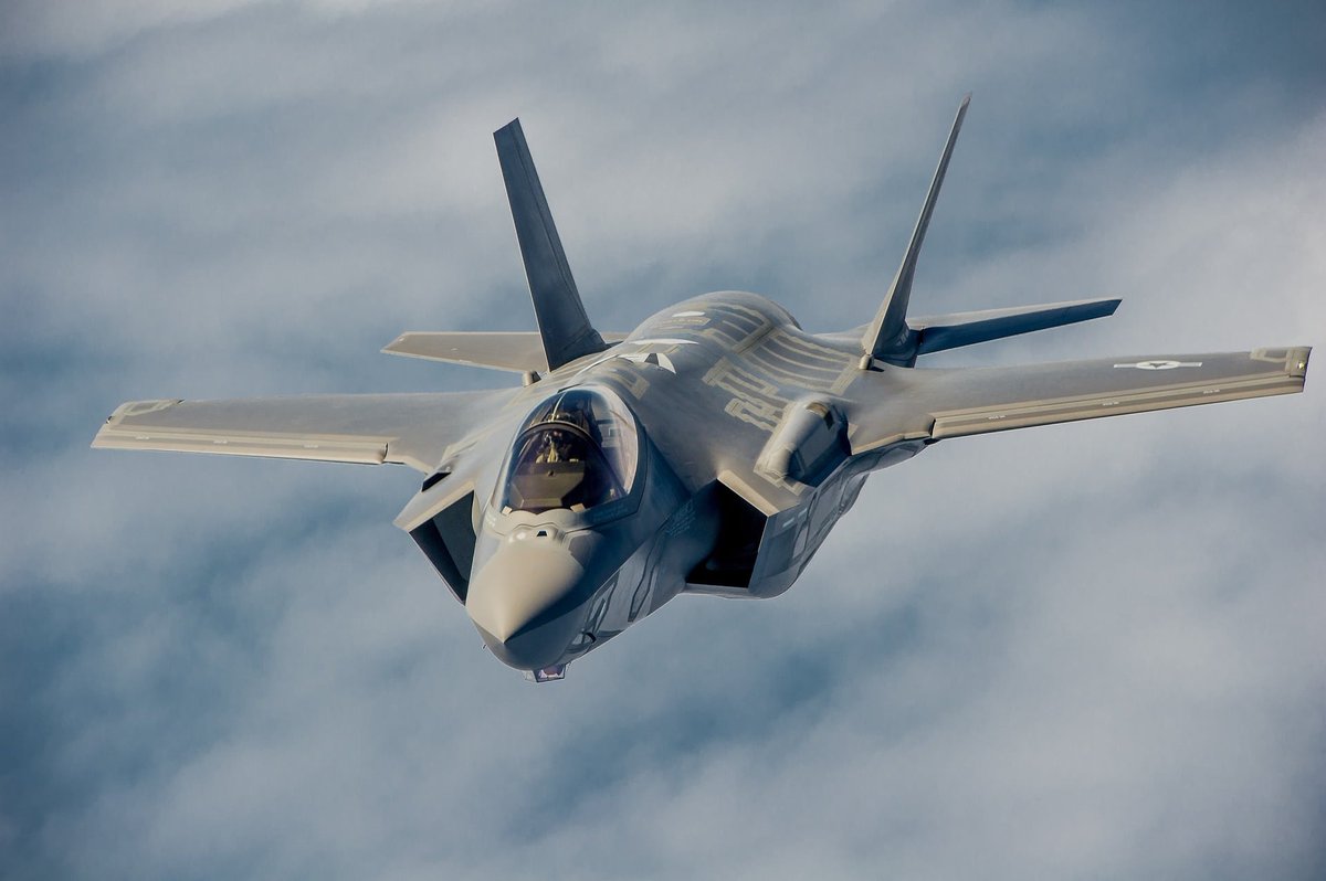 FlightradarO's tweet photo. Lost Japanese F-35 found, pilot missing #Crash #F35 #found #Japan #MissingPilot https://t.co/sVUdONhnfQ https://t.co/9CxrDgwzqd
