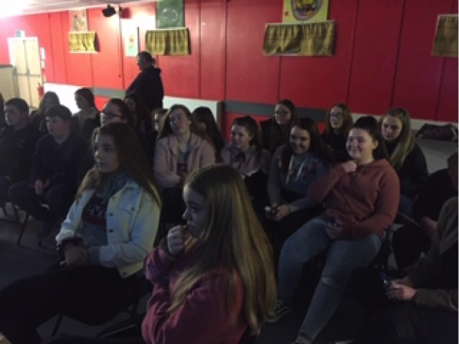 CopiusGroup's tweet photo. @CopiusGroup thoroughly enjoying delivering the second of our @SEUPB @CausewayCouncil creative arts program, 'Bannksy' workshops with the young people from the @GlensCommunity Limavady. Some great discussion taking place around creative arts and graffiti as an art form. #PEACEIV https://t.co/qfGVzsD3Y8