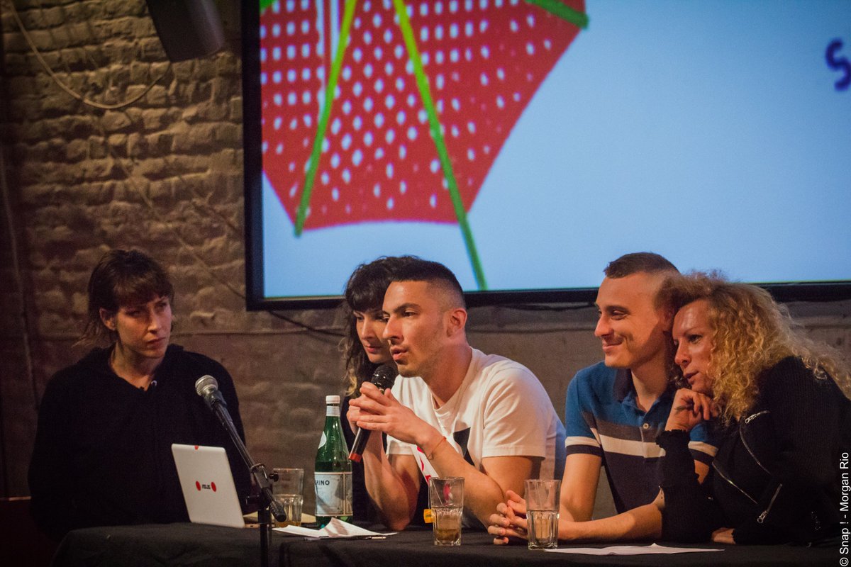 SNAP_Festival's tweet photo. #LYON J-2 pour notre rencontre !

On vous attend à la MJC Monplaisir dès 15h30 pour 2 projections / table ronde sur la webcam et les violences faites aux TDS.

Puis à 20h30 le Cabaret Pute et ses artistes formidables, suivi d'un live de King Baxter ! 

☂️ https://t.co/DaiVsadK0G https://t.co/Zbu1Swi18s