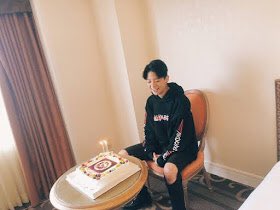 sistermag_jp's tweet photo. 【記事紹介】f(x)アンバーへの手紙形式の記事です。 https://t.co/ZtILFEuNVB
「女子に「惚れる」ような感覚を感じたのはそれが初めてでした」「女性の「多様性」を自ら体現しつつ、私たちには優しく「自分らしく」いることの背中を押してくれる。そんな女の子は私にとってアンバーだけでした」 https://t.co/PDFiKcFIza