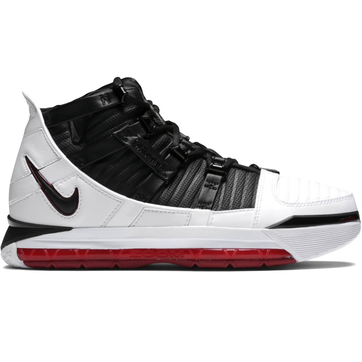 bodega's tweet image. Nike Zoom Lebron 3 Quickstrike available now online at Bodega and in-store at both our Boston and Los Angeles locations. For more - bit.ly/2D8klxr #nike #quickstrike #LeBronJames #footwear #bodega